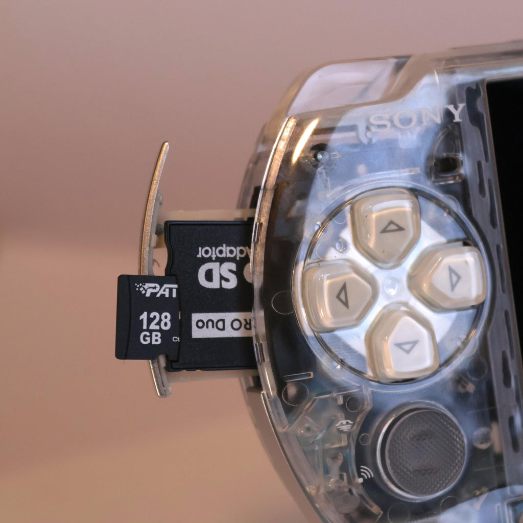 Modded PSP-3000 with New Crystal Case| 128GB Storage, new 1800 mAh battery, travel cases